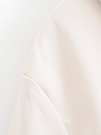 Jaqueta A Sentinela de Hawkins: Bomber Exclusiva TRAF - Atitude e Conforto Vintage.