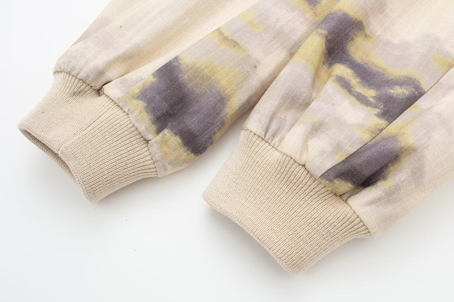 Conjunto Vanguard: Bomber Tie Dye Exclusiva e Minissaia Loose Fit (Curadoria Premium) 2026